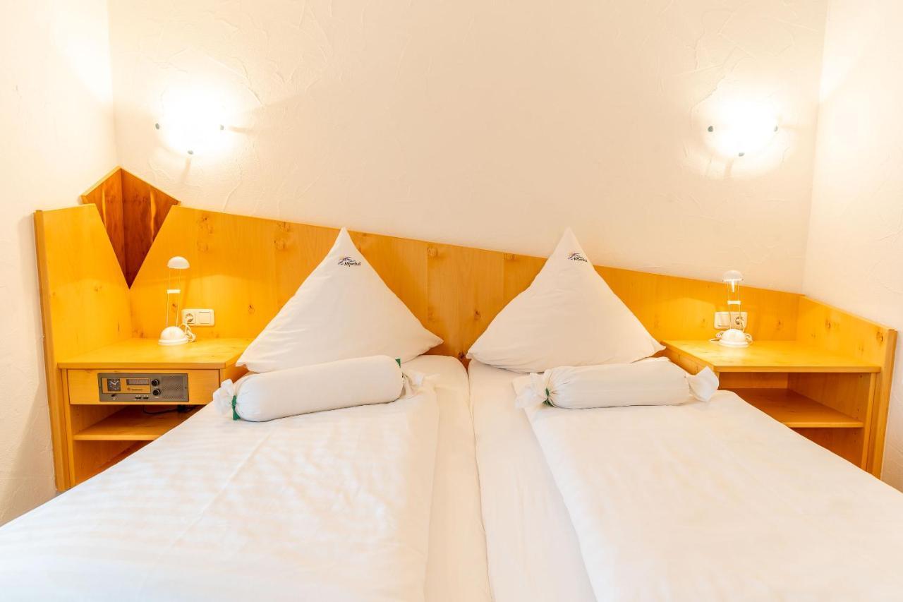 Hotel Alpenhof バート・ヴェリスホーフェン エクステリア 写真