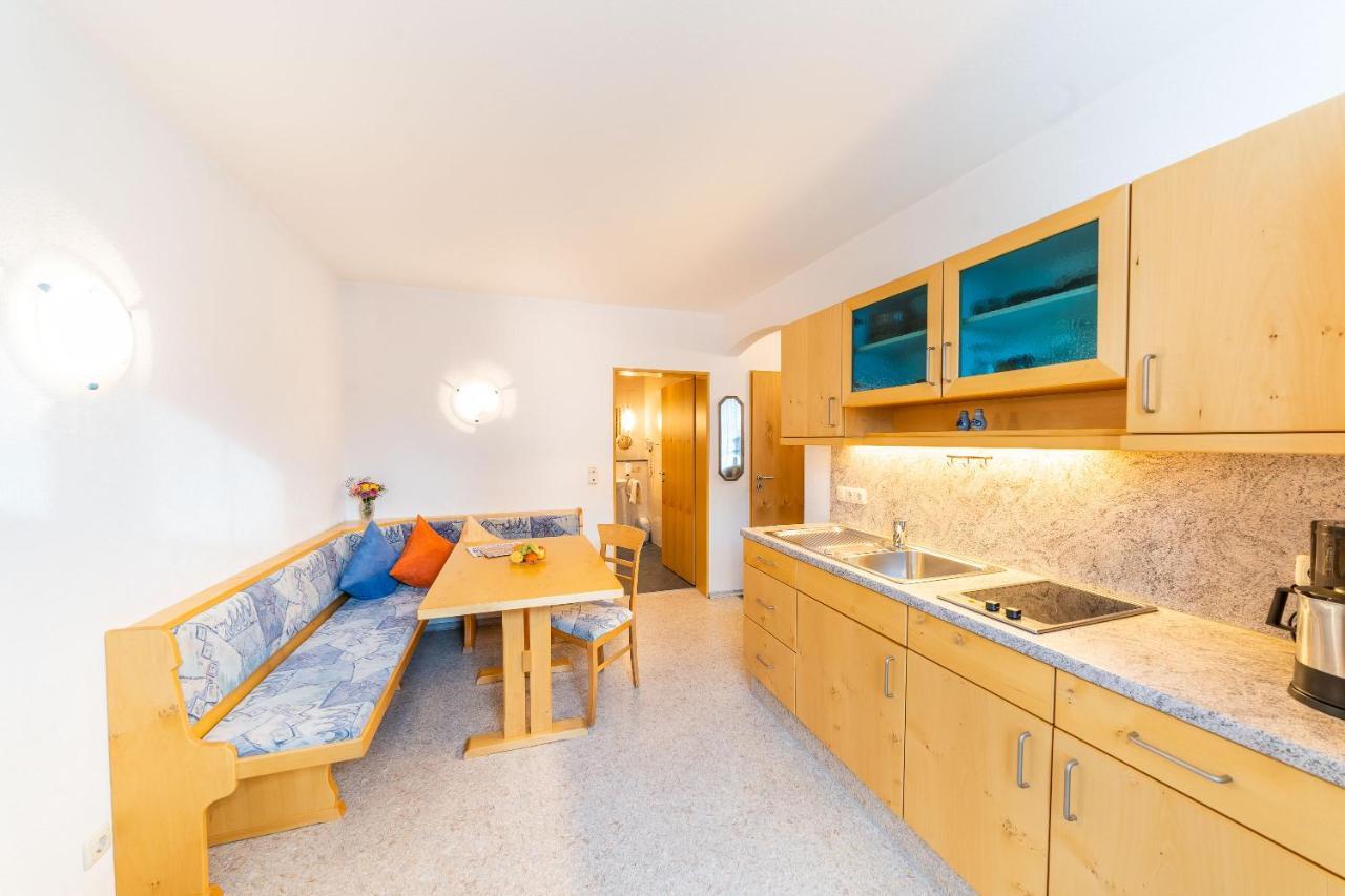 Hotel Alpenhof バート・ヴェリスホーフェン エクステリア 写真
