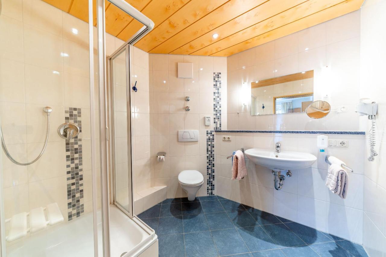 Hotel Alpenhof バート・ヴェリスホーフェン エクステリア 写真
