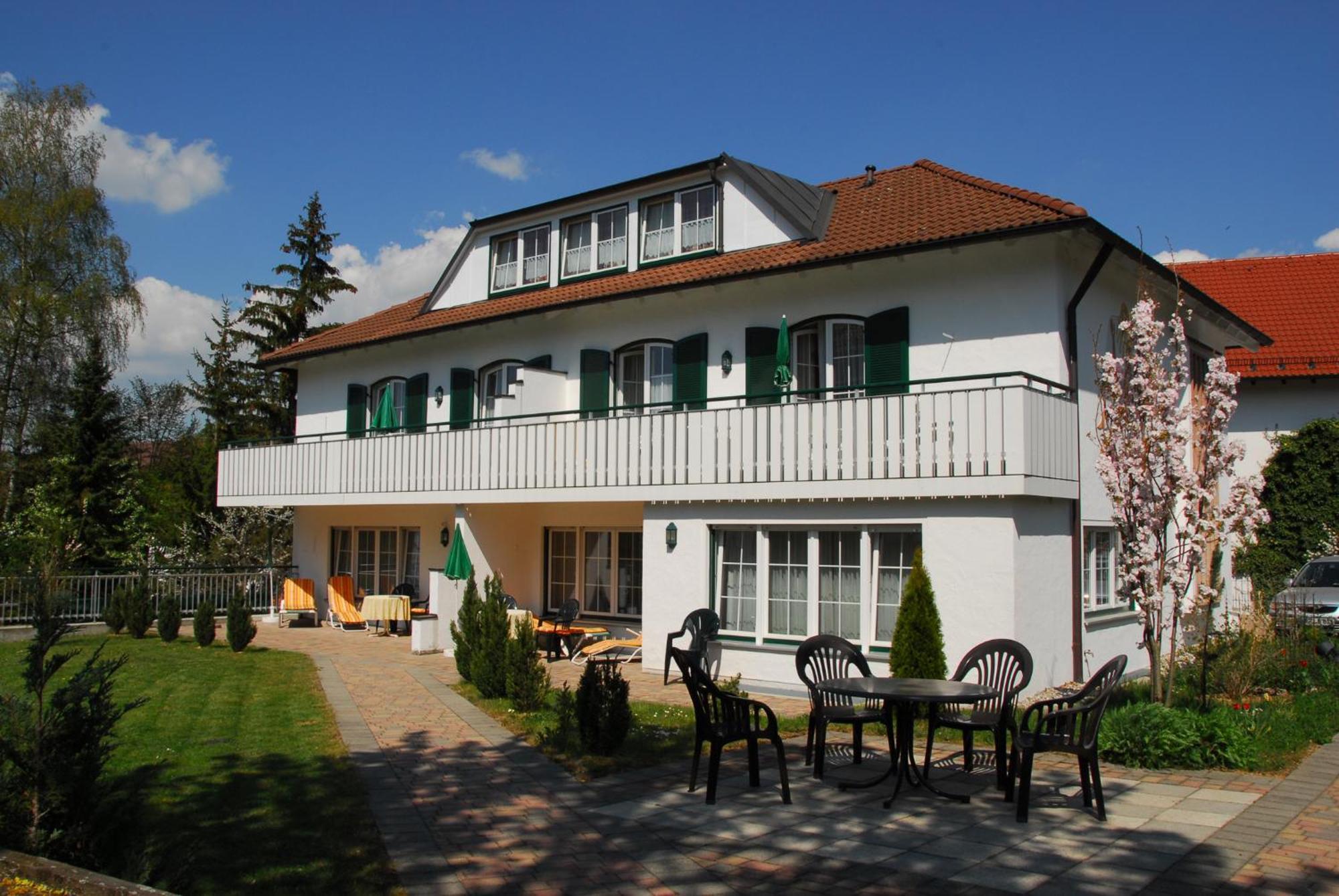 Hotel Alpenhof バート・ヴェリスホーフェン エクステリア 写真