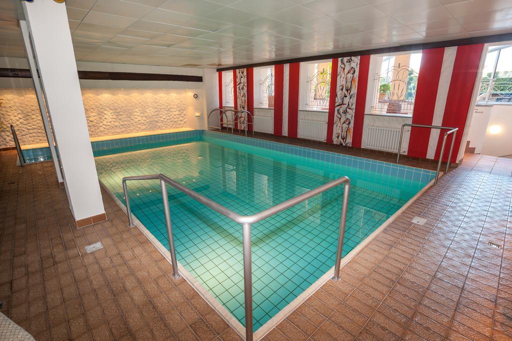 Hotel Alpenhof バート・ヴェリスホーフェン エクステリア 写真